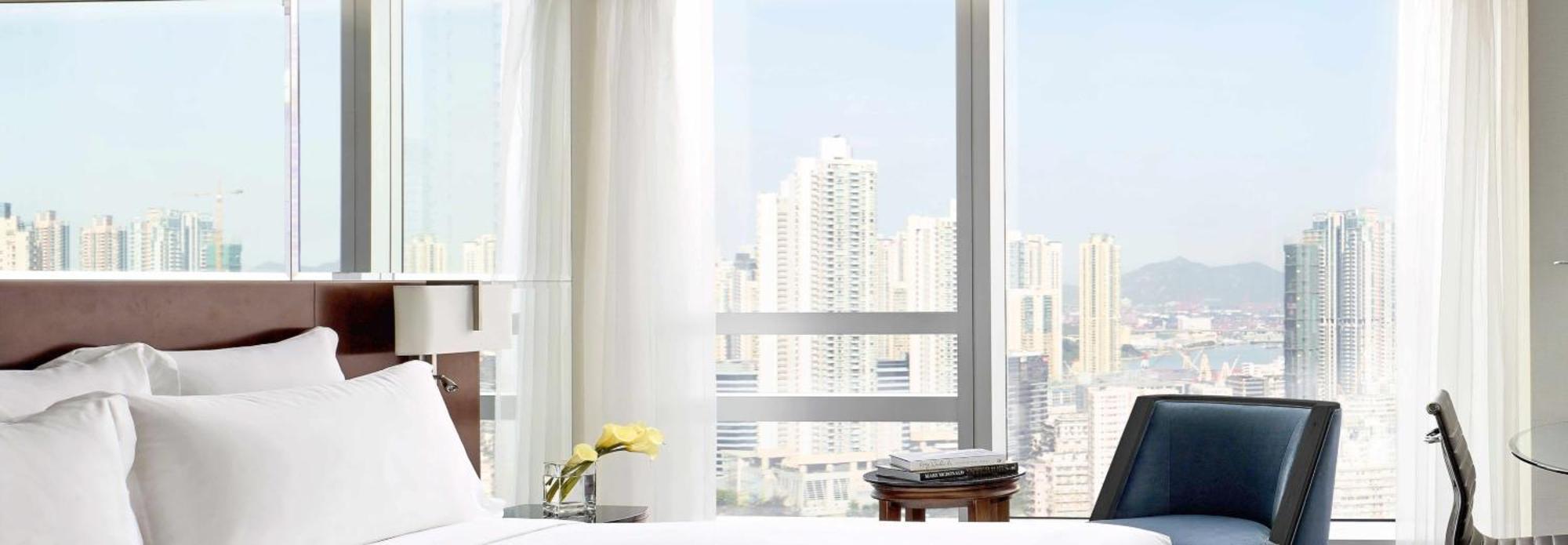 فندق كورديس هونج كونج هونغ كونغ المظهر الخارجي الصورة View from a bedroom