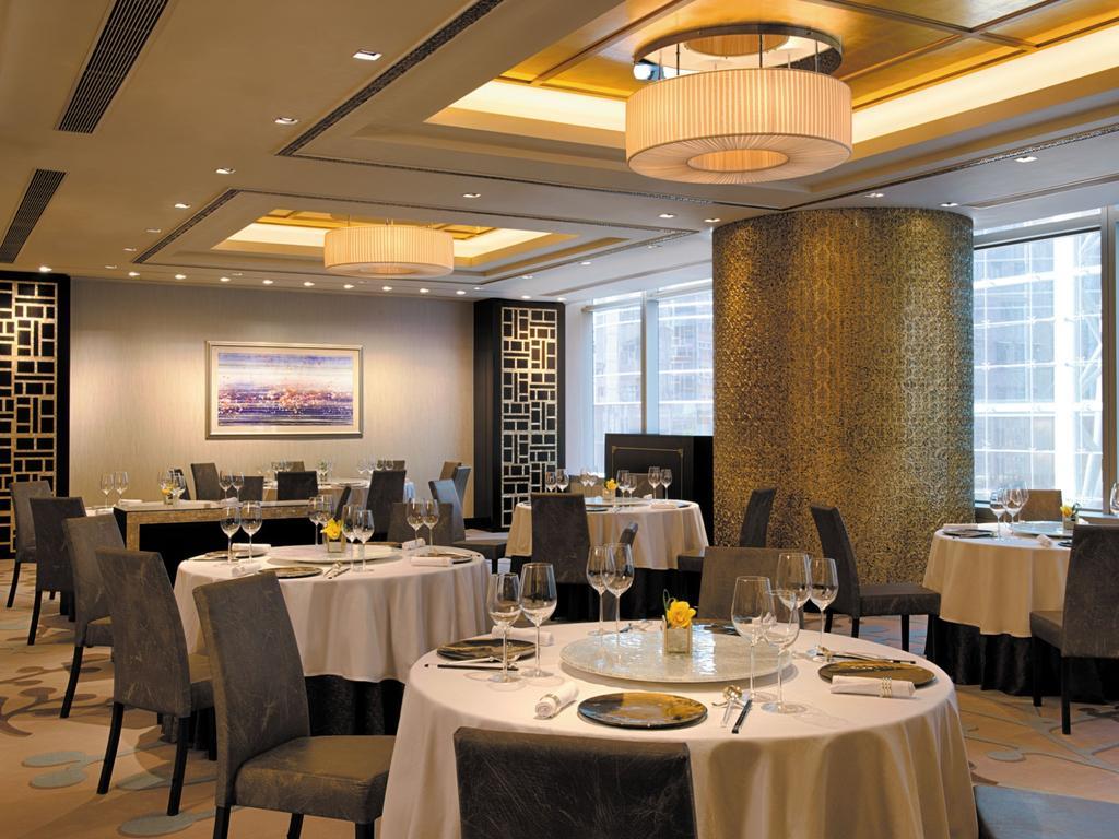 فندق كورديس هونج كونج هونغ كونغ المظهر الخارجي الصورة The interior of the restaurant